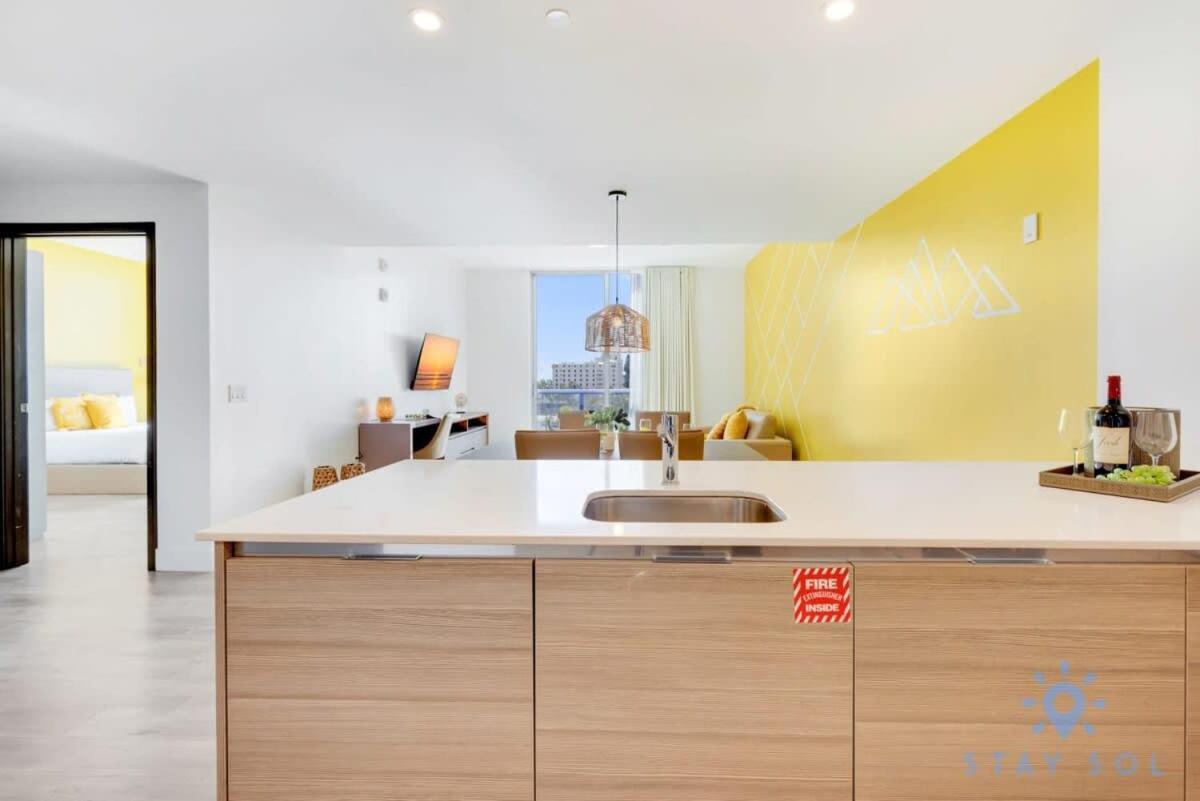Lovely Apartment - Hollywood Beach - Rooftop Pool Exterior photo